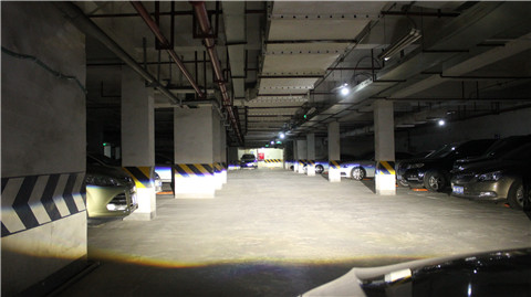 成都天一車燈奧迪A6L車燈升級LED雙光透鏡近光實拍