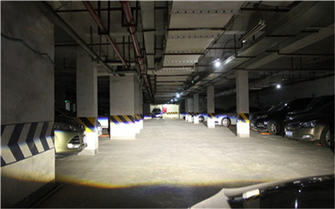 升級(jí)LED雙光透鏡近光效果實(shí)拍 升級(jí)LED雙光透鏡近光效果實(shí)拍