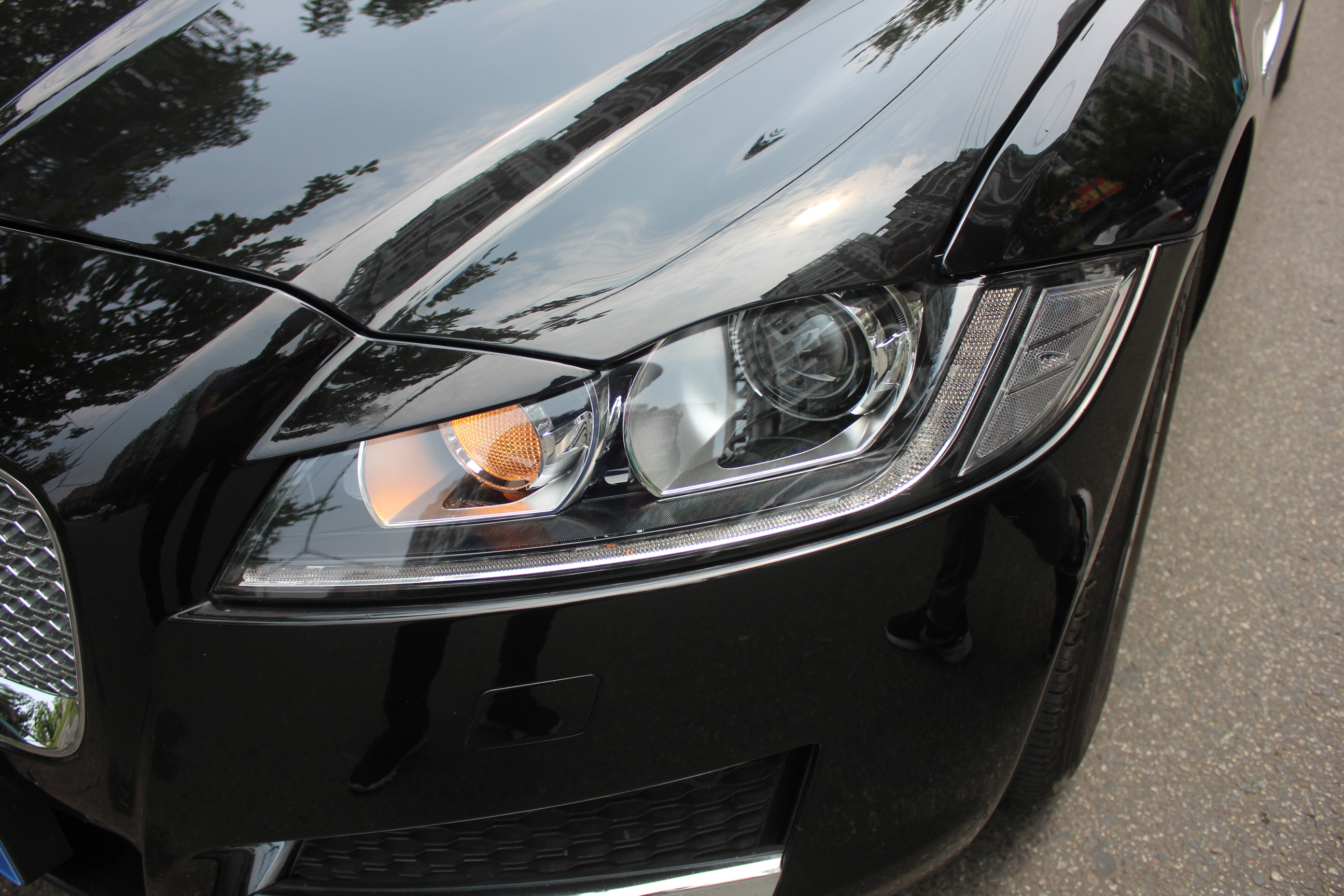 捷豹XF改燈效果展示 捷豹XF改燈效果展示