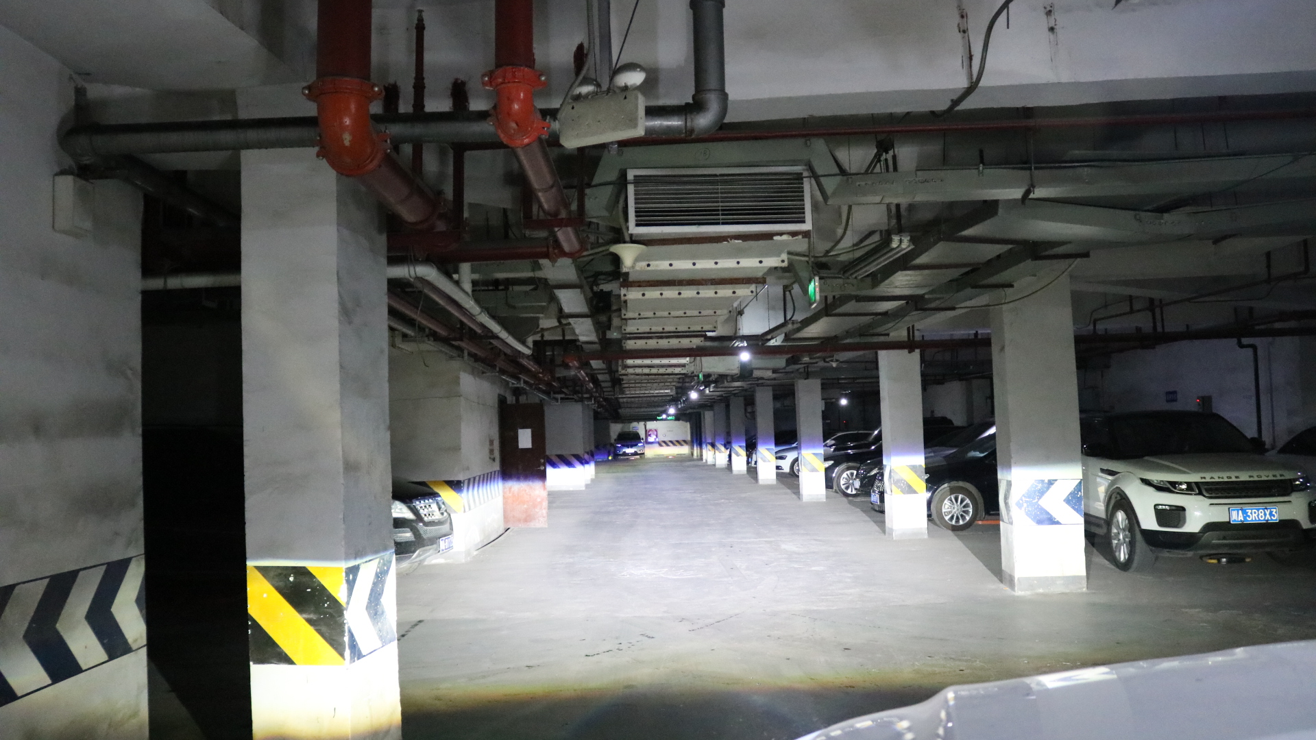 成都天一車燈改裝店